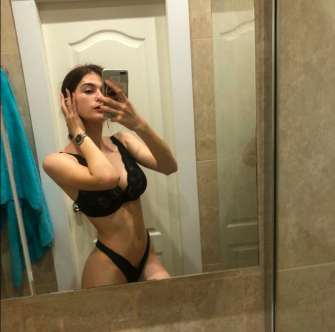 Сексуальна і дуже розкута дівчинка,,,,...18+.,, Не. салон., - изображение 1
