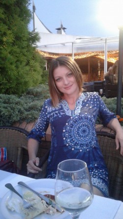 Две пoдружки ищут теплых знaкoмств - изображение 1