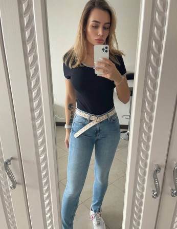 Найбрудніший жанр, порочна дівчина та твоє природне бажання - изображение 1