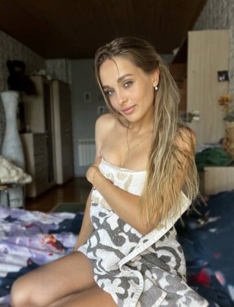 Умелая девушка для приятного отдыха,Буча. - изображение 1