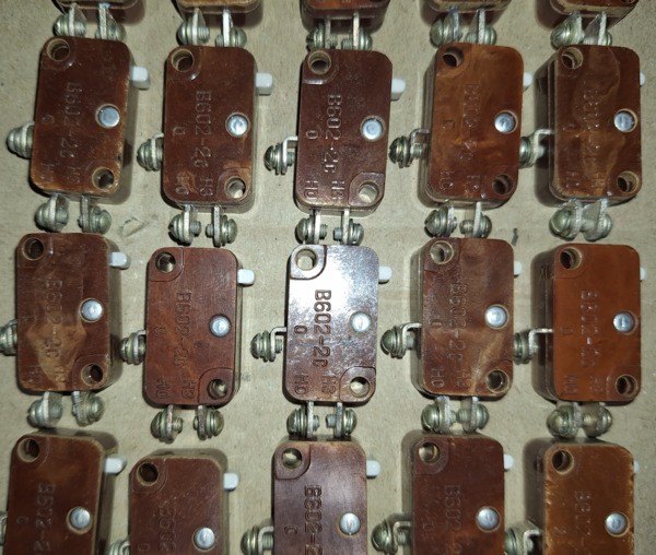 Мікроперемикач В602-2С - изображение 1