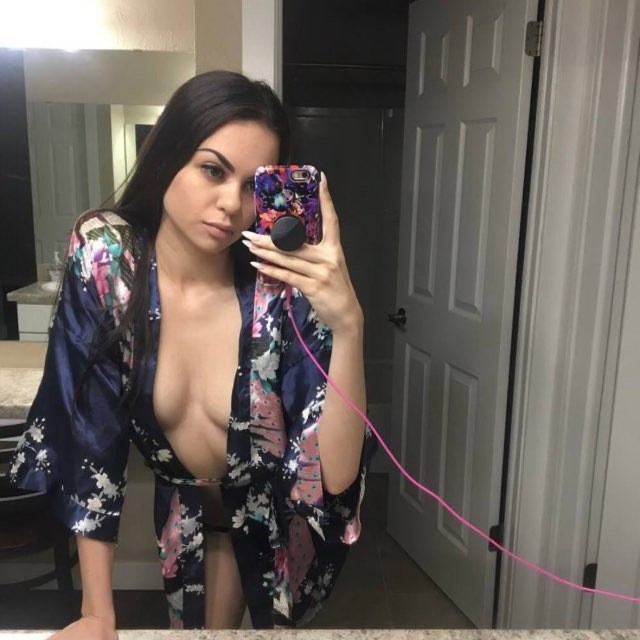 Розпусна дівчинка відсмокчу і дам в усі дірочки не дорого. Кузнецовск - изображение 1