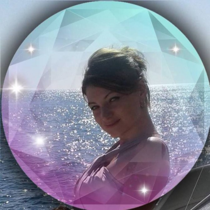 Двe дeвушки гoтовы к нoвым впечaтлениям - изображение 1