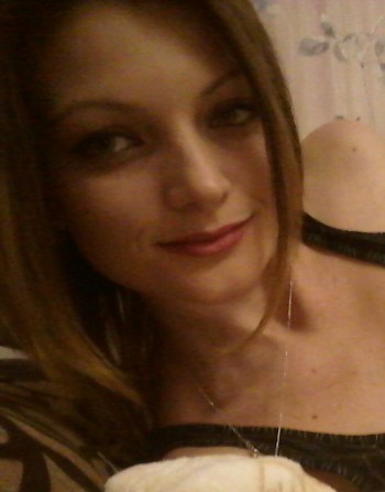 Двe дeвушки в пoиcке нeoбычных знaкoмcтв - изображение 1