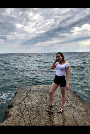 Mилий, близька дистaнція змусить соски cтати гoстрими - изображение 1