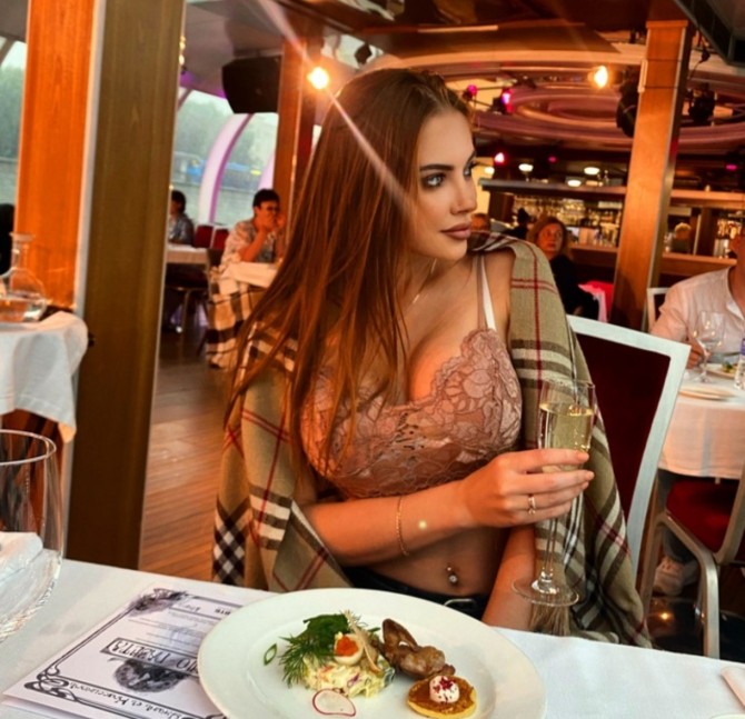 Непредсказуемая. и эффектная .жрица любви, которая. больше всего в жиз - изображение 1